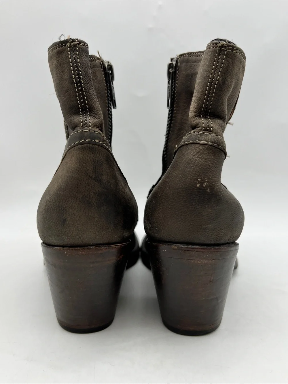 Frye Lillian Western Ankle Boots Size 9B Gray Brown Leather Western Booties